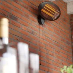 Millarco 58620 Infrarot Quarz Elektro Terrassenheizung Zur Wandmontage. Mit Einem Einzigen Kabelzug Zwischen Den Drei Heizstufen Zu Wechseln. Elektro-Infrarot-Heizstrahler Terrassenstrahler Wärmestrahler Elektrisch Heizpilz Terrassenheizer Infrarotstrahler Quarzstrahler Wandheizstrahler -Grünwelt Exporteren Garten-Winkel 004945d86da147c260e81b615ab9915c