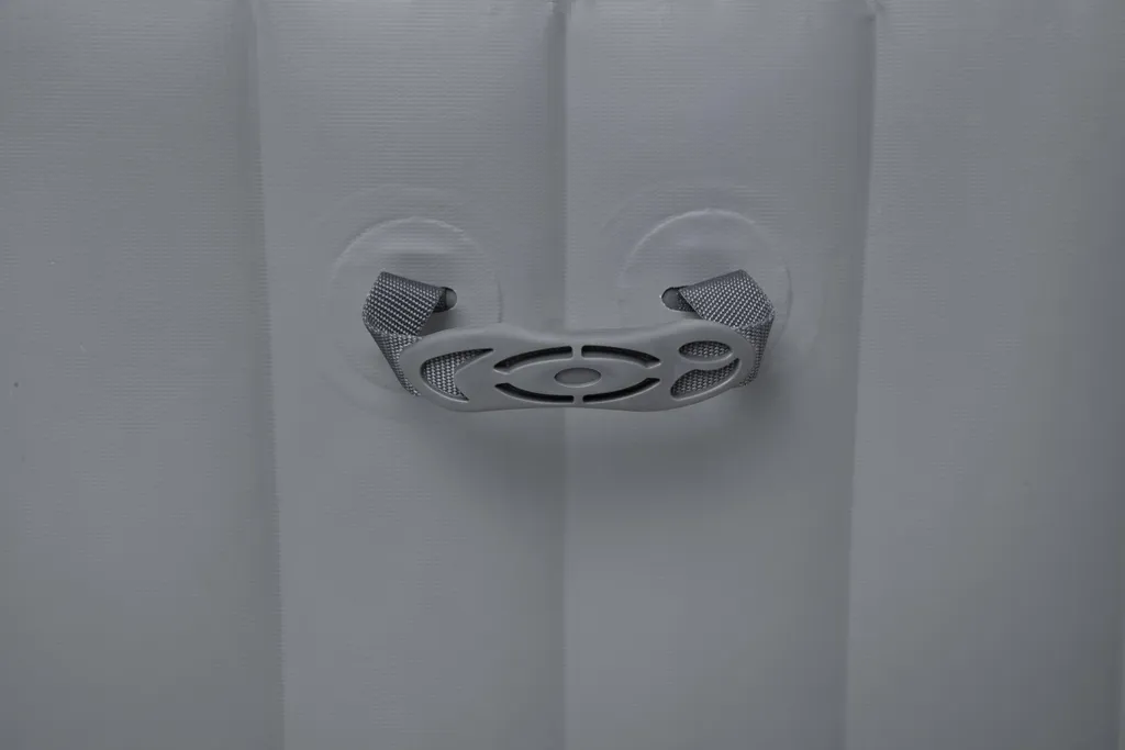 Bestway® LAY-Z-SPA® WLAN-Whirlpool Madeira AirJet™ 180 X 180 X 66 Cm, Eckig 6 Bestway® LAY-Z-SPA® WLAN-Whirlpool Madeira AirJet™ 180 X 180 X 66 Cm, Eckig – Bild 6