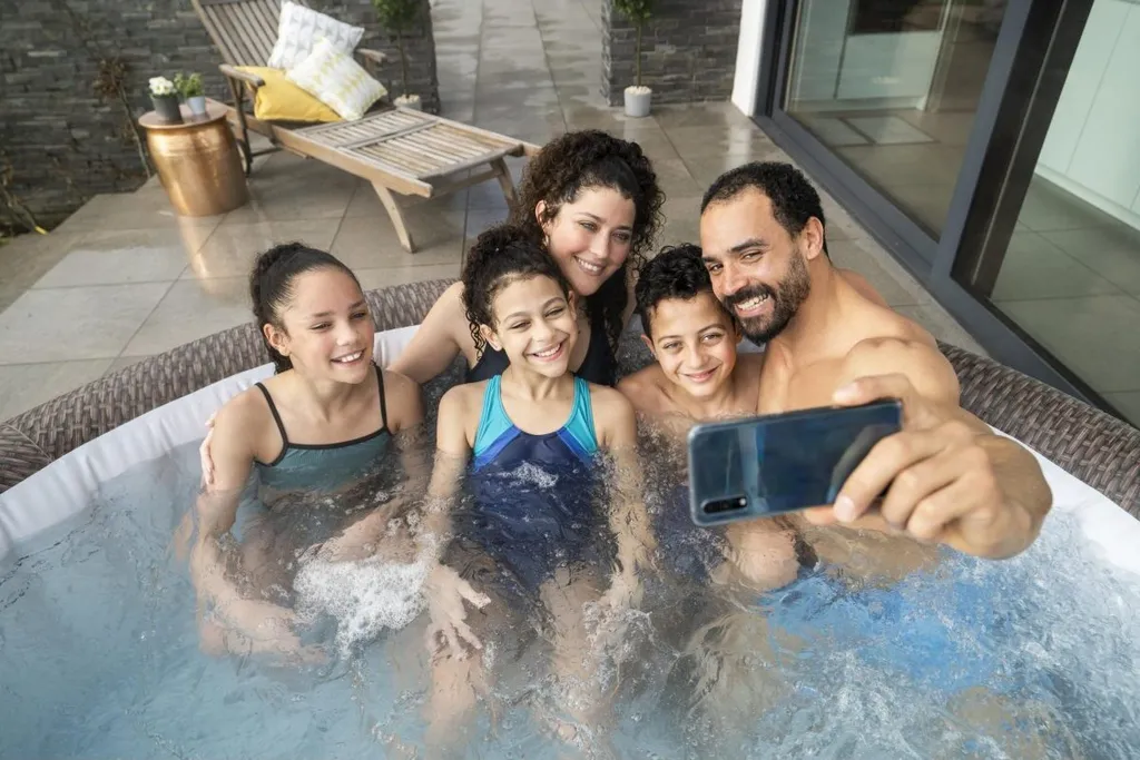 Bestway LAY-Z-SPA® St. Moritz AirJet™ Whirlpool, 216 X 71 Cm, 5-7 Personen, Rund, Braun 13 Bestway LAY-Z-SPA® St. Moritz AirJet™ Whirlpool, 216 X 71 Cm, 5-7 Personen, Rund, Braun – Bild 13