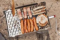 SKOTTI Gasgrill + 4 X 500g Kartusche In SET - Ready-to-go #grill.einfach.überall - Edelstahl -Grünwelt Exporteren Garten-Winkel 56e0bb0ce6afdca9b493ee59c1f51c3d