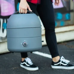 TAINO Grill-to-Go Portabler Gasgrill Campinggrill Kugelgrill Grau -Grünwelt Exporteren Garten-Winkel 58f1f3afeab0a9e95146625c003682d3