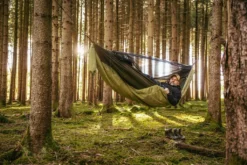 Amazonas Hängematte 'Moskito-Traveller Quilted' -Grünwelt Exporteren Garten-Winkel 5d13f9b84c9cacd429a529eb6ae3378f