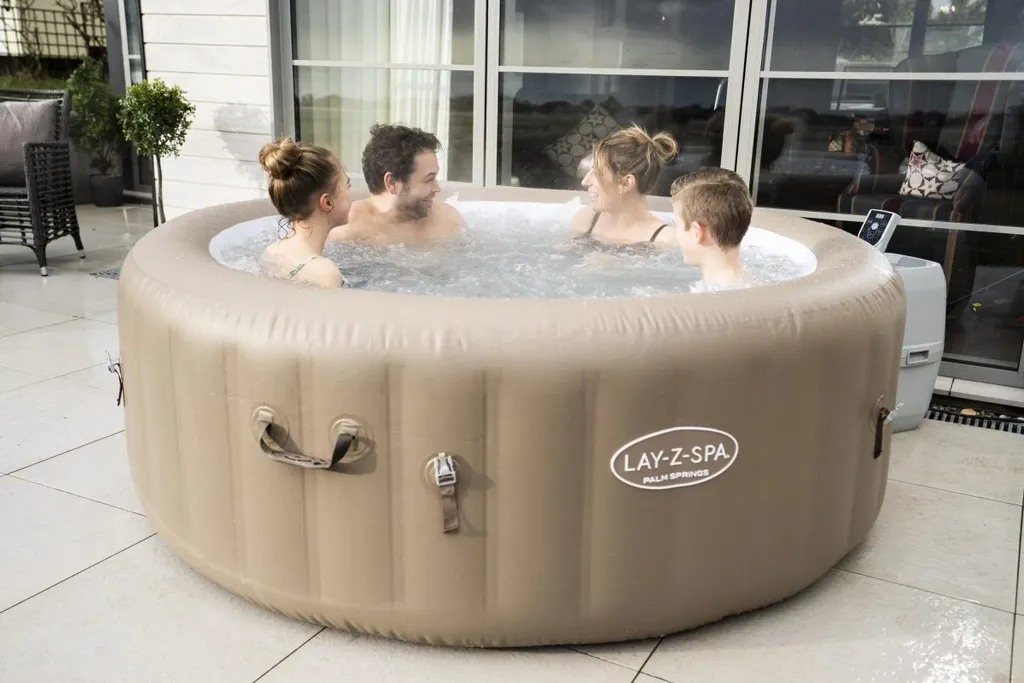 Bestway LAY-Z-SPA® Whirlpool Palm Springs AirJet™ Rund, 196x71cm 60017 14 Bestway LAY-Z-SPA® Whirlpool Palm Springs AirJet™ Rund, 196x71cm 60017 – Bild 14