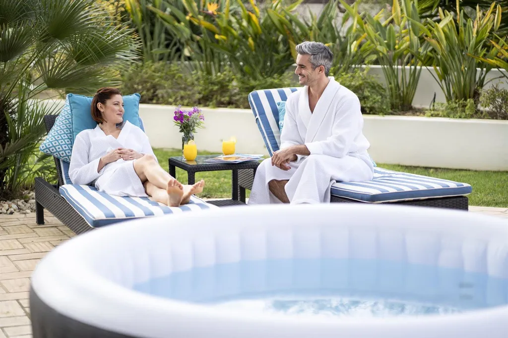 Bestway® LAY-Z-SPA® WLAN-Whirlpool Havana AirJet™ Ø 180 X 66 Cm, Rund 17 Bestway® LAY-Z-SPA® WLAN-Whirlpool Havana AirJet™ Ø 180 X 66 Cm, Rund – Bild 17