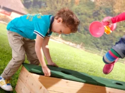 AXI Sandkasten Amy Aus Holz Mit Abdeckplane In Braun & Grün | Sand Kasten Mit Abdeckung Für Kinder Mit Sitzbank, Sitzecken & Stauraum | 115 X 115 Cm -Grünwelt Exporteren Garten-Winkel 9f6de638a47a796f28922674d5b946c0