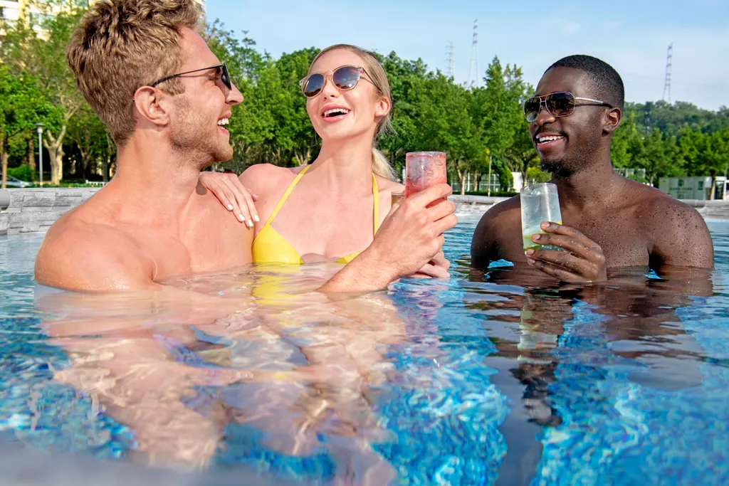 Bestway® Power Steel™ Swim Vista Series™ Frame Pool Komplett-Set Mit Filterpumpe 549 X 274 X 122 Cm, Steinwand-Optik (Cremegrau), Oval 15 Bestway® Power Steel™ Swim Vista Series™ Frame Pool Komplett-Set Mit Filterpumpe 549 X 274 X 122 Cm, Steinwand-Optik (Cremegrau), Oval – Bild 15