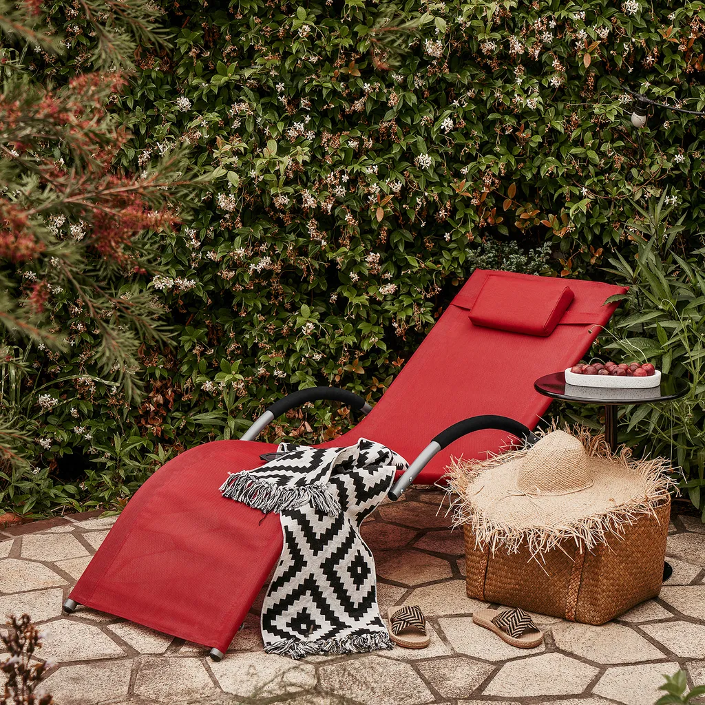 SoBuy OGS38-R Sonnenliege Gartenliege Relaxstuhl Liegestuhl Mit Kopfkissen Rot BHT Ca: 55x67x165cm 1 SoBuy OGS38-R Sonnenliege Gartenliege Relaxstuhl Liegestuhl Mit Kopfkissen Rot BHT Ca: 55x67x165cm