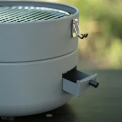 TAINO Grill-to-Go Portabler Gasgrill Campinggrill Kugelgrill Grau -Grünwelt Exporteren Garten-Winkel edaa1b9da3a116033ad5261fcb4fdf32